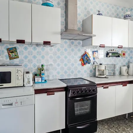 Charming With Private Pool In