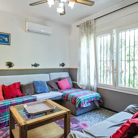 Villa Charming With Private Pool In *