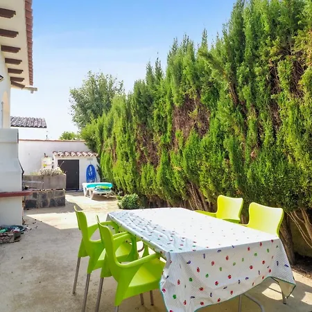 Castello: Charming Retreat With Private Pool Villa Castello  D'Empuries