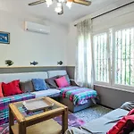 Villa Charming With Private Pool In *